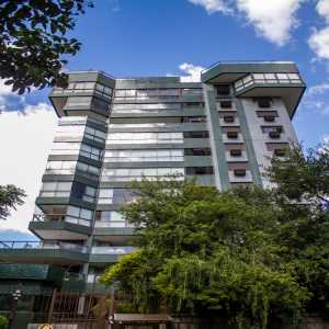  Apartamento 3 dormitórios  