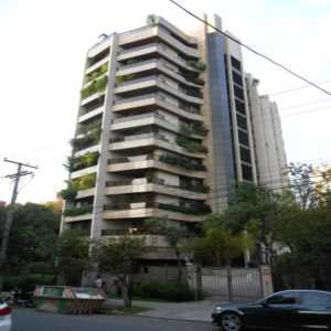 Apartamento com 4 suítes 