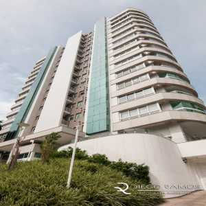 Apartamento de 3 suítes 
