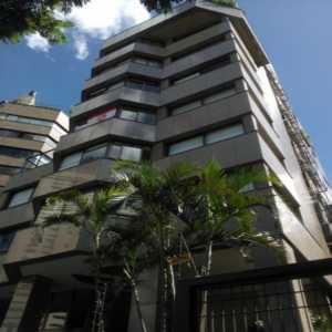 Apartamento de 4 suítes 