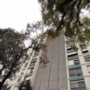 Apartamento com 3 dormitórios 