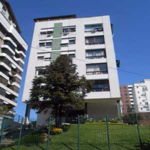 Apartamento composto de 3 dormitórios