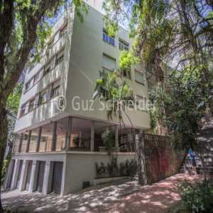 Apartamento reformado de 3 dormitórios 