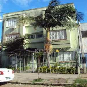 Apartamento térreo no bairro Partenon