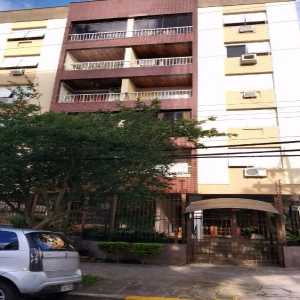 Apartamento todo reformado de 3 dormitórios