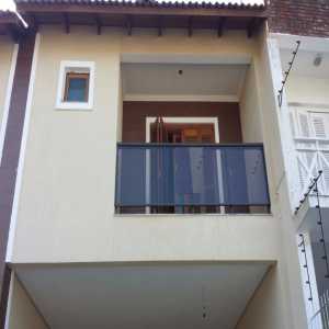 Casa com 3 dormitórios 