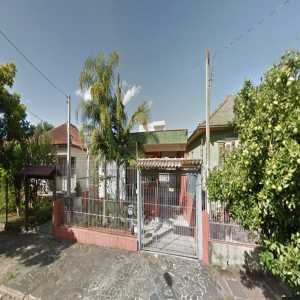 Casa com 4 dormitórios
