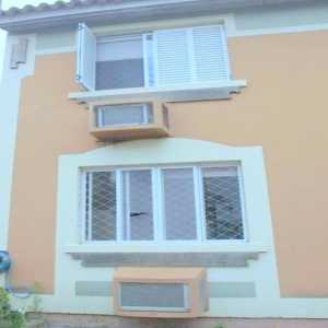 Casa em condomínio de 4 dormitórios