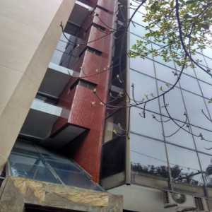 Excelente conjunto comercial