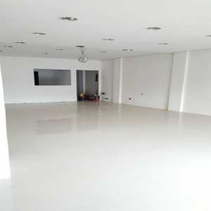 Prédio Comercial no Bairro Tristeza 