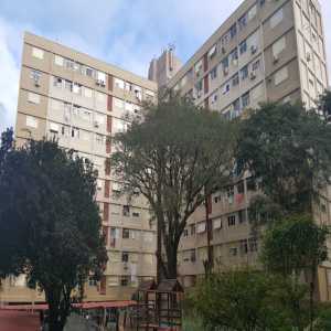  Apartamento de 2 dormitórios no bairro Santo Antônio