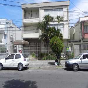 Apartamento térreo 3 dormitórios