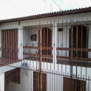 Casa 3 dormitórios bairro Rubem Berta