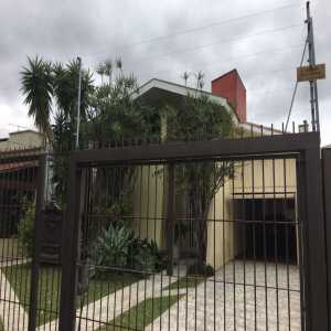 Casa 3 dormitórios no bairro Ipanema